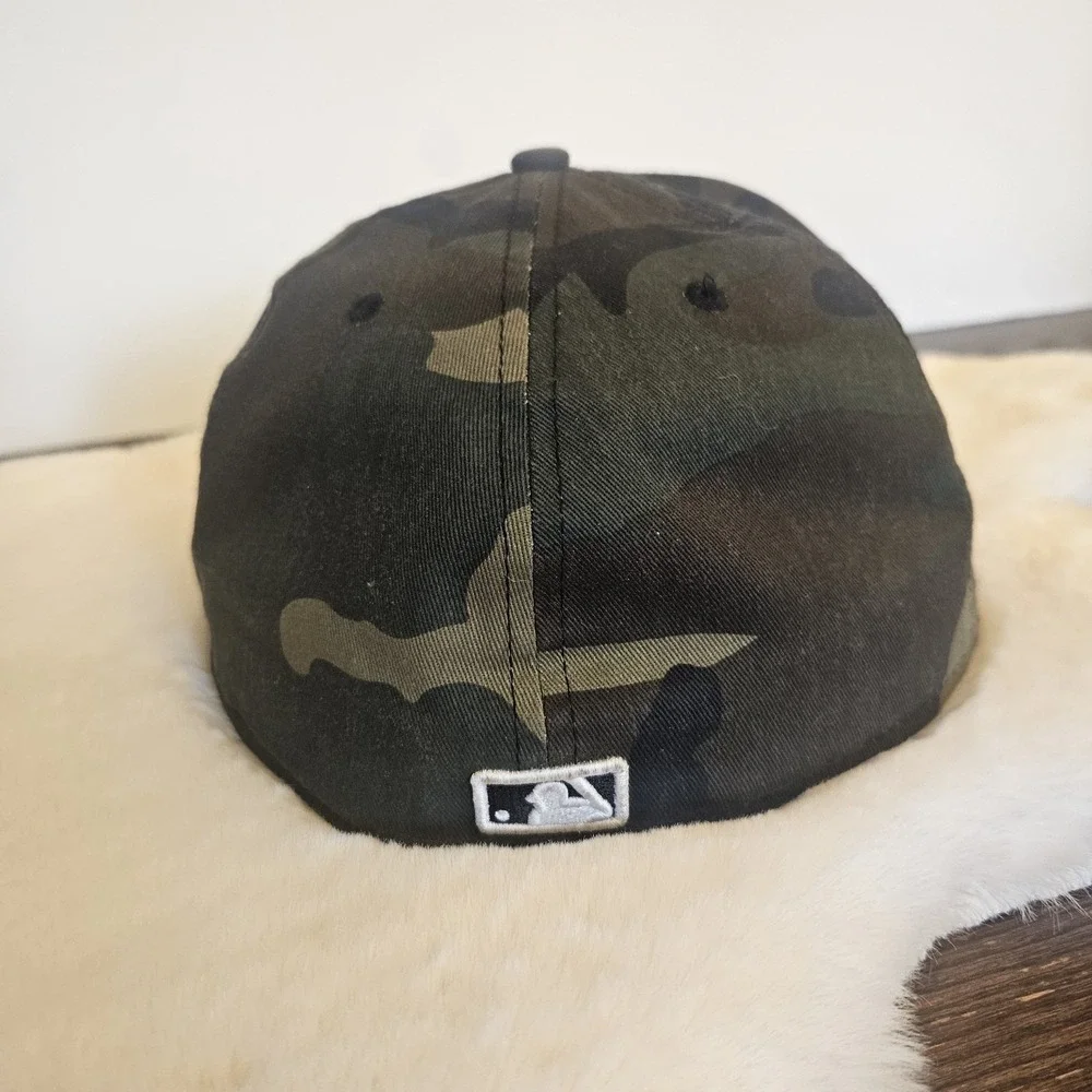 New Era 59FIFTY New York Yankees Fitted Hat 7¾ Woodland Camo MLB Baseball Cap